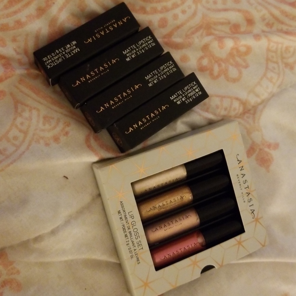 anastasia lipstick and gloss set